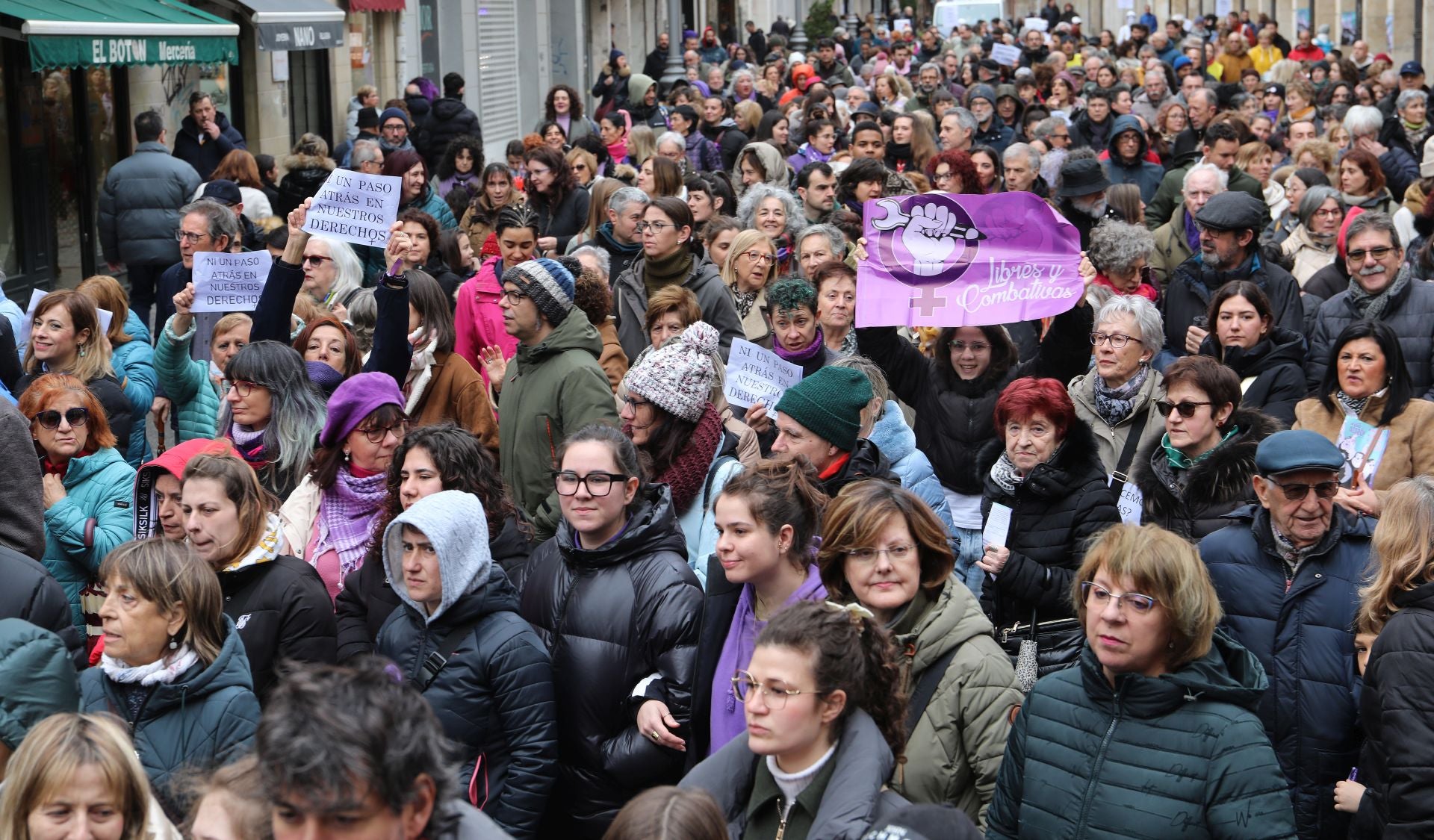 Palencia se tiñe de morado por el 8M