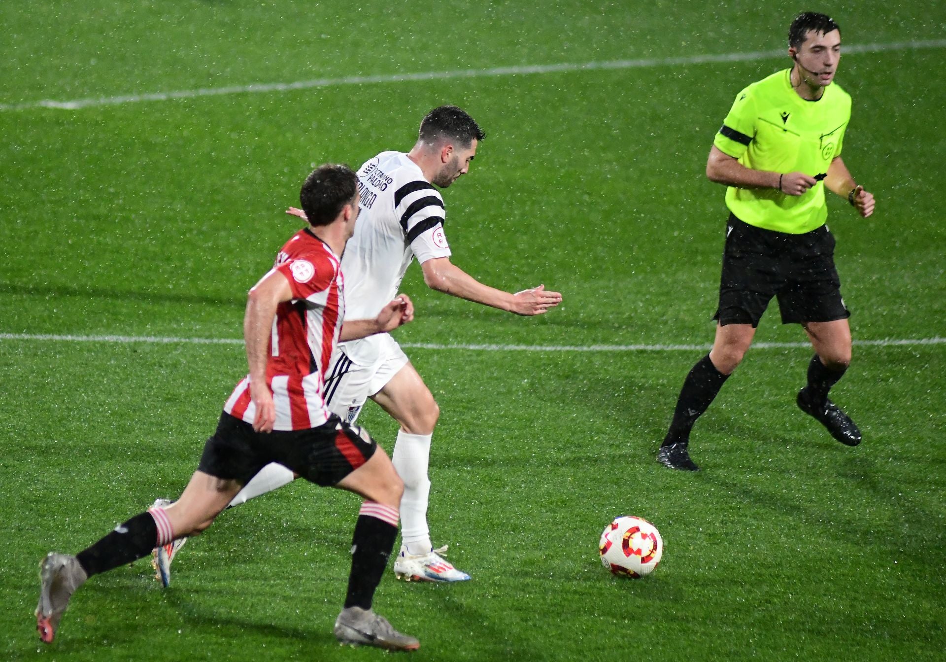 Fotos de la victoria de la Segoviana ante el Bilbao Athletic