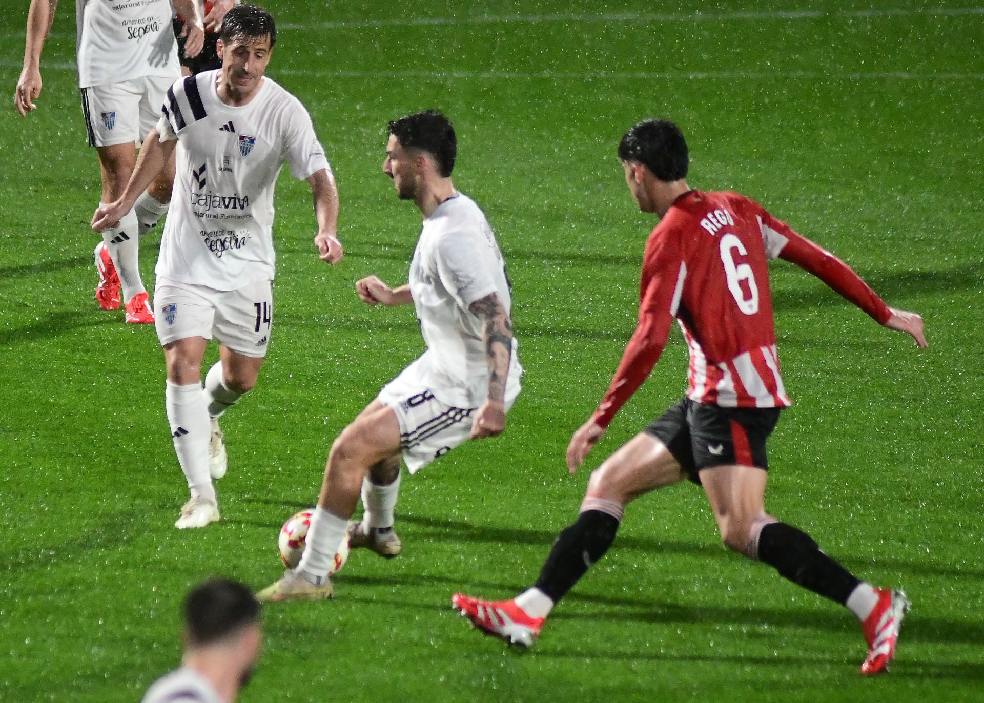 Fotos de la victoria de la Segoviana ante el Bilbao Athletic