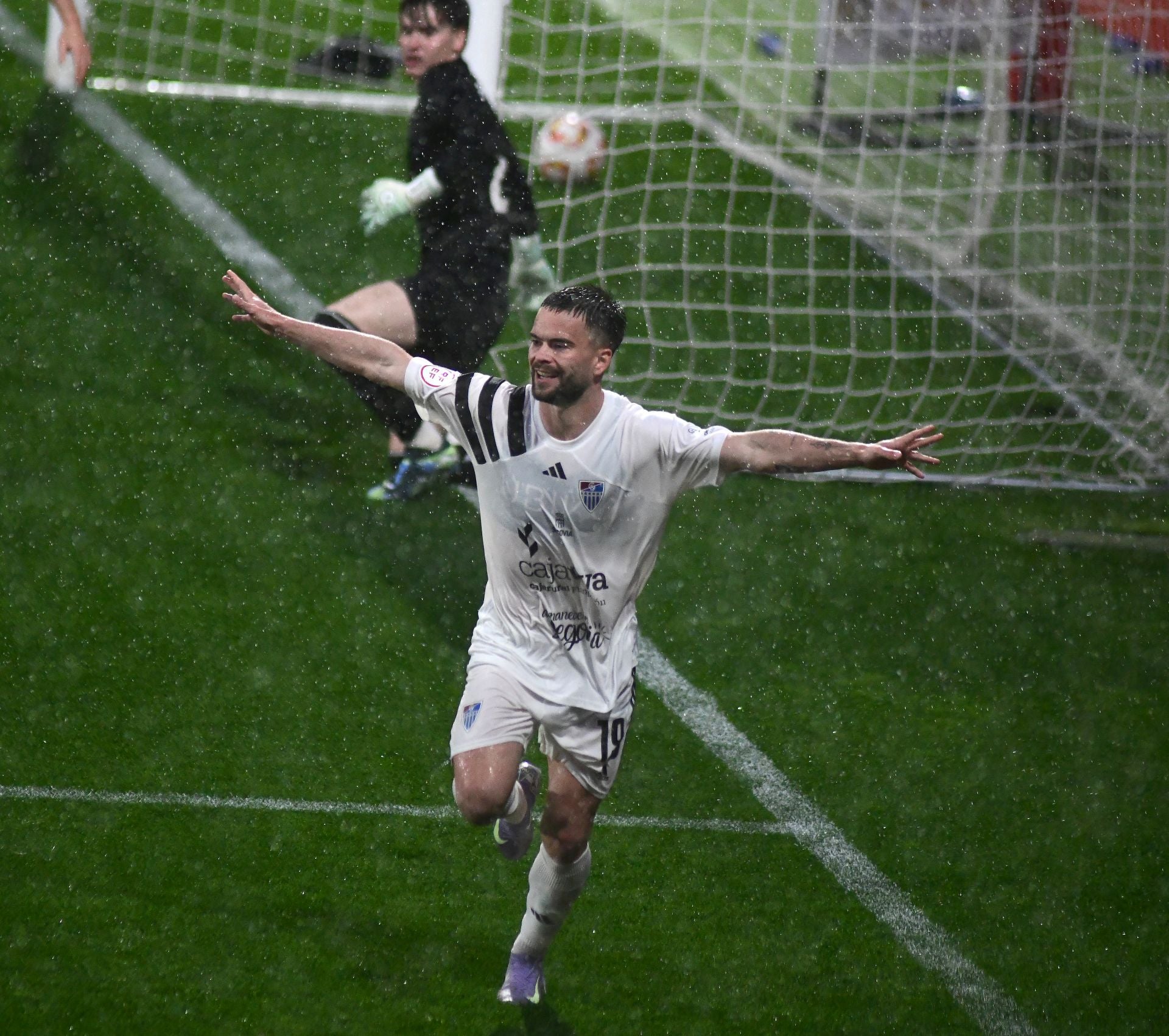 Fotos de la victoria de la Segoviana ante el Bilbao Athletic