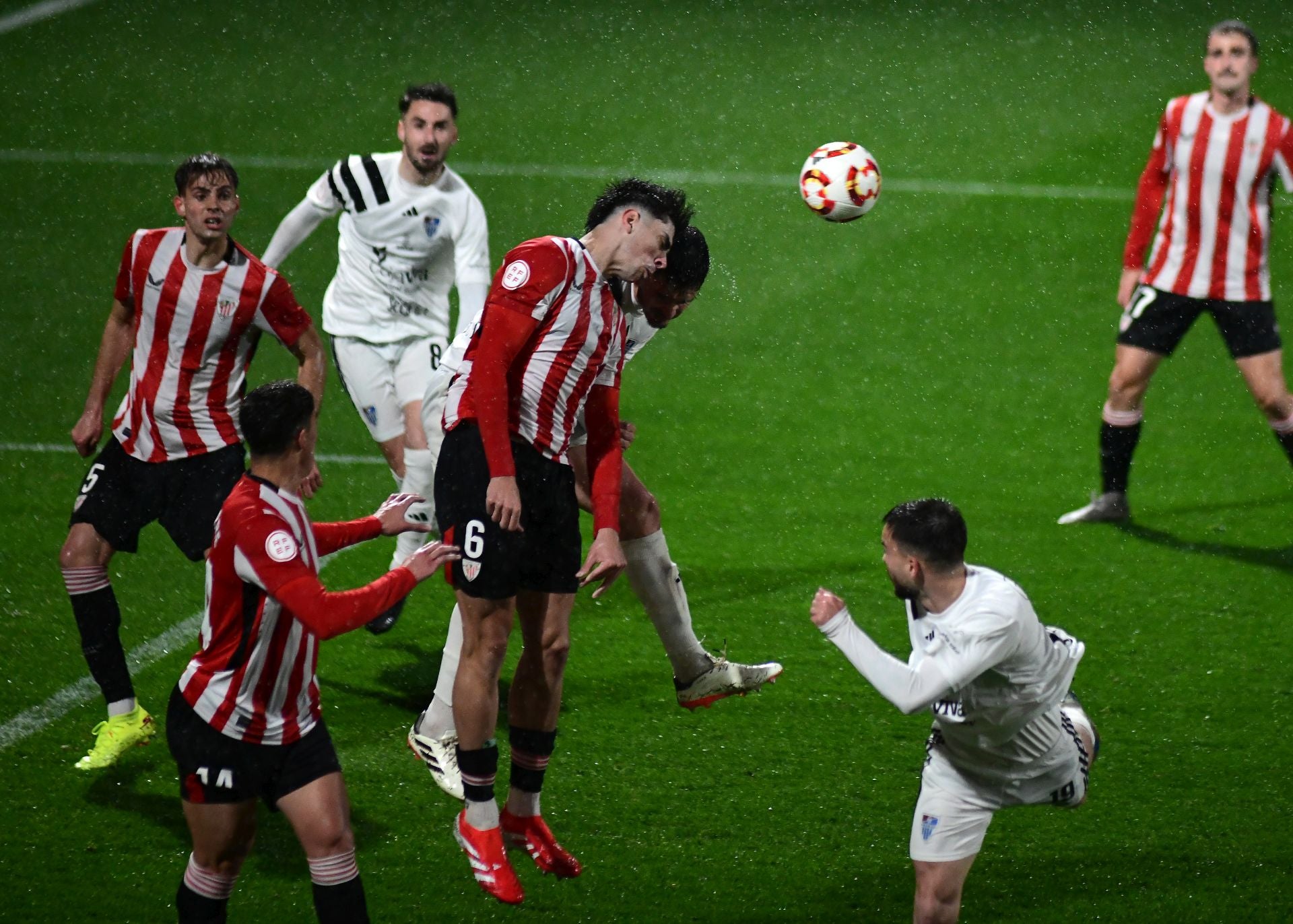 Fotos de la victoria de la Segoviana ante el Bilbao Athletic