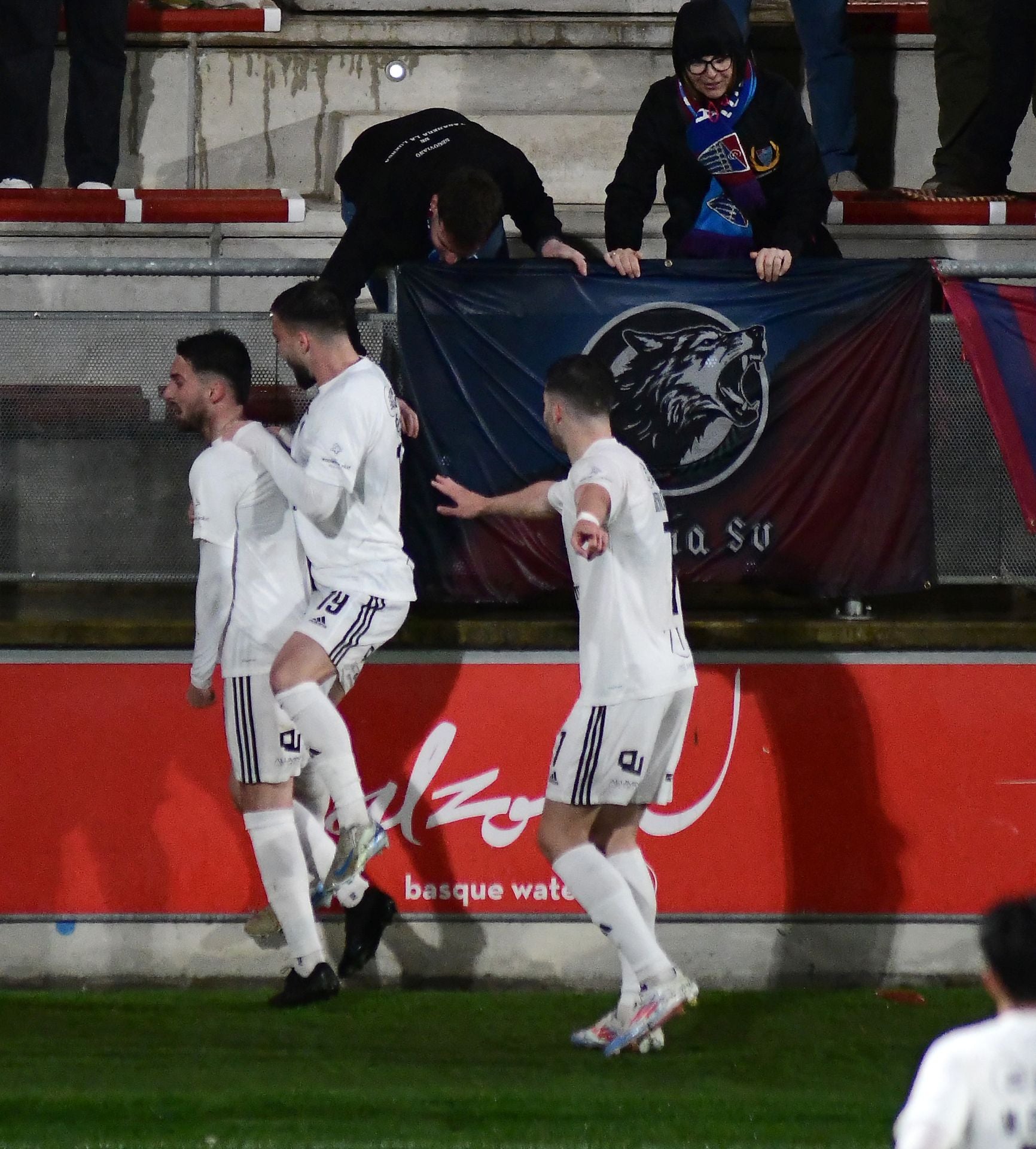 Fotos de la victoria de la Segoviana ante el Bilbao Athletic