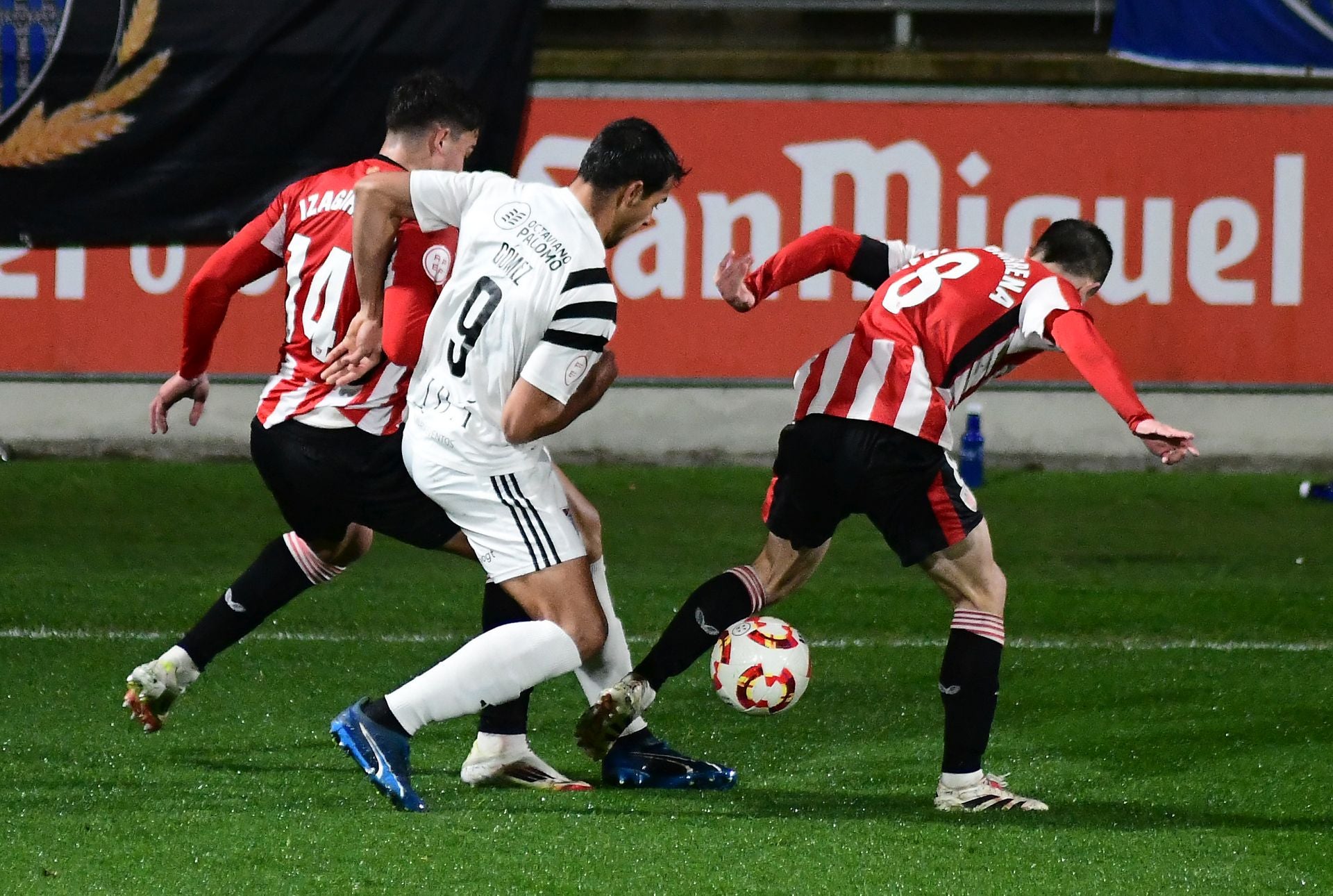 Fotos de la victoria de la Segoviana ante el Bilbao Athletic