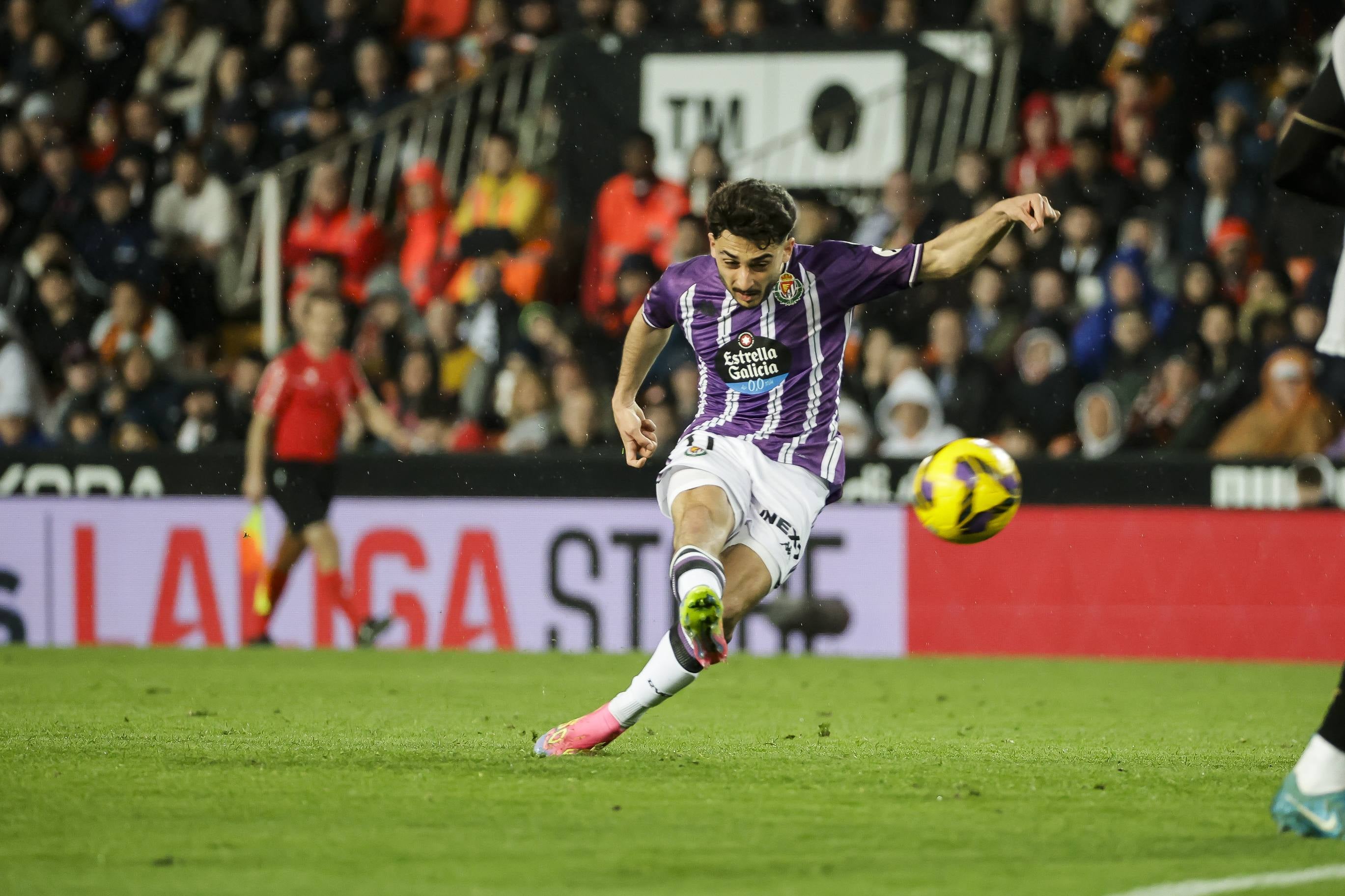 Las imágenes de la derrota del Pucela en Valencia