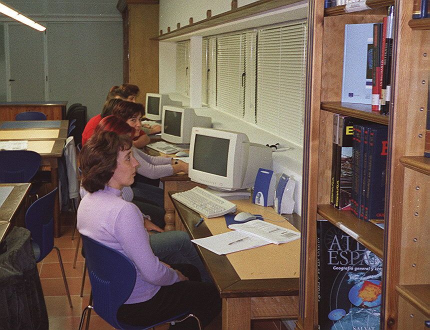 Asociación de Mujeres 'La Atalaya' de Traspinedo. 9 de diciembre de 2002.