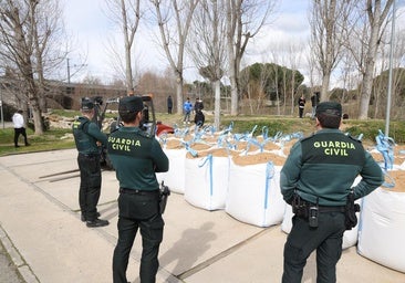 Viana y Mojados se preparan con sacas de arena ante la crecida del río Cega
