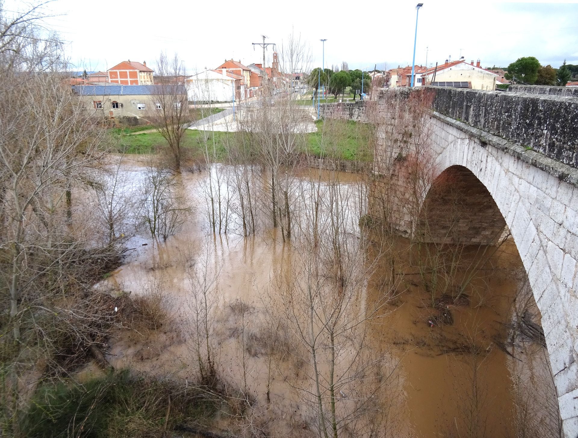 Las imágenes del Duero desbordado en Valladolid