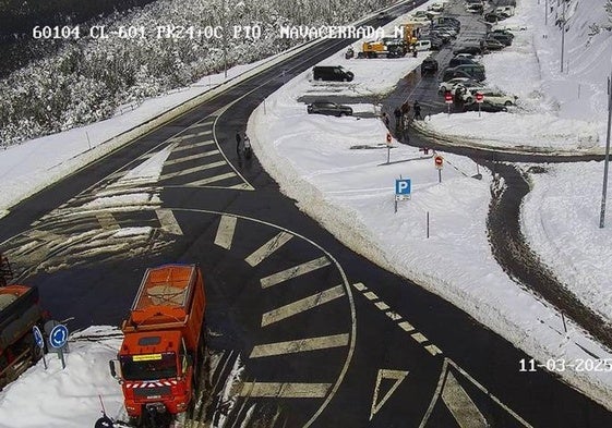 Estado del alto del puerto de Navacerrada a primera hora de la tarde de este martes.