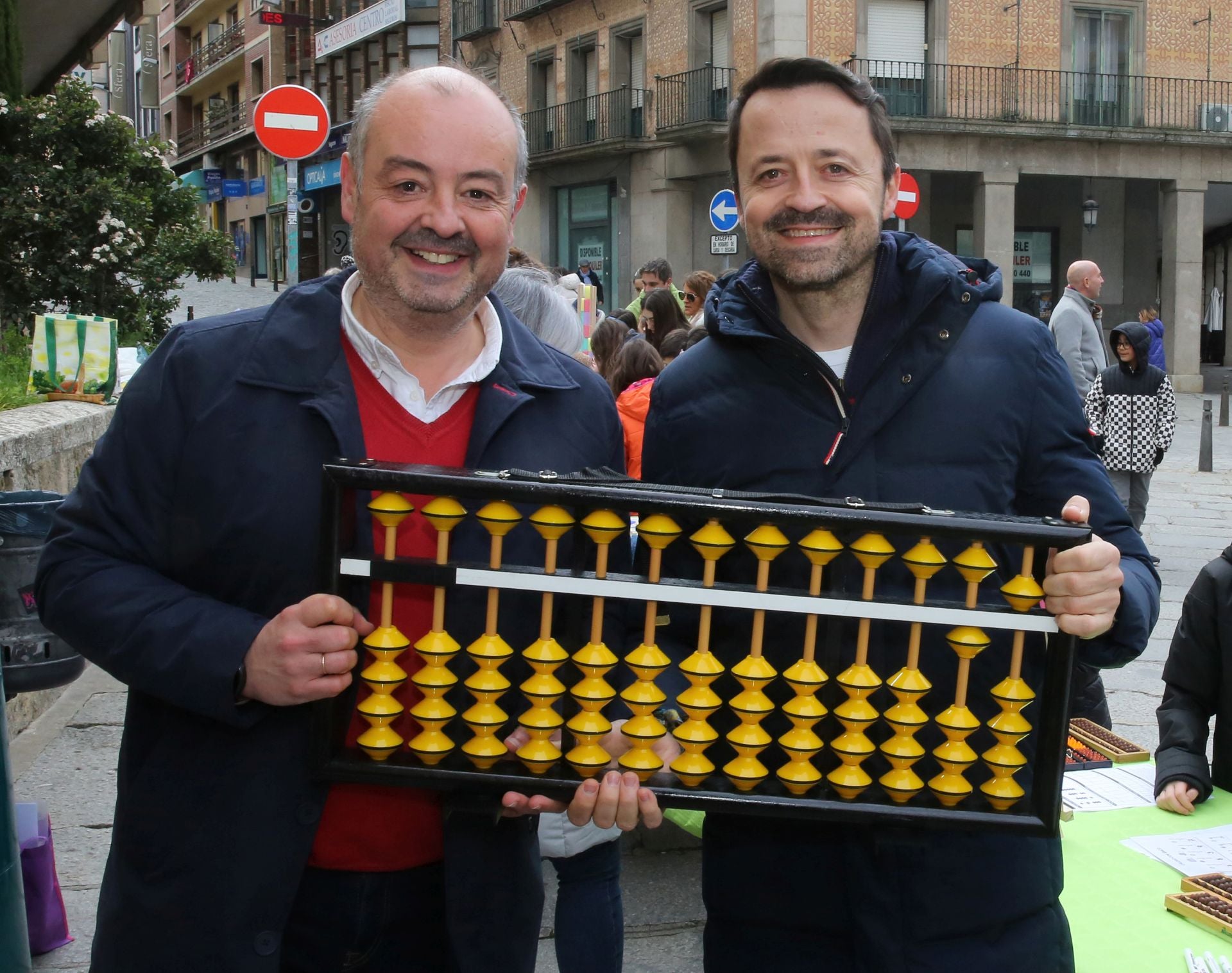 Fotografías de los juegos matemáticos en Segovia