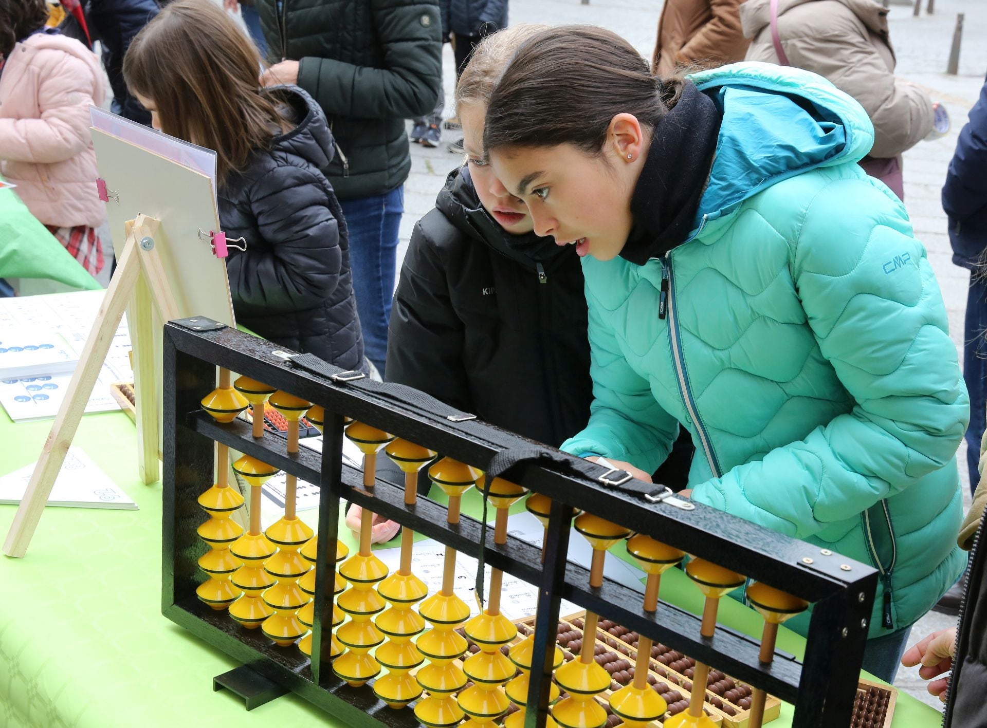Fotografías de los juegos matemáticos en Segovia