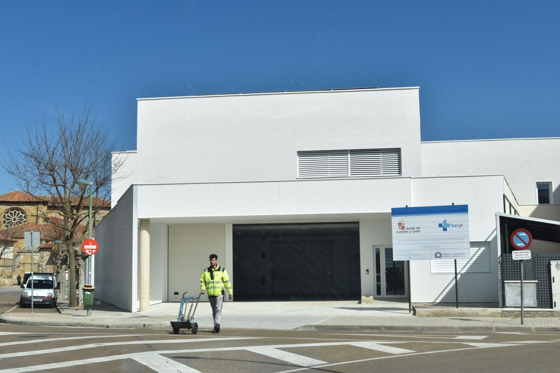 El centro de salud de Aguilar, preparado para los primeros pacientes