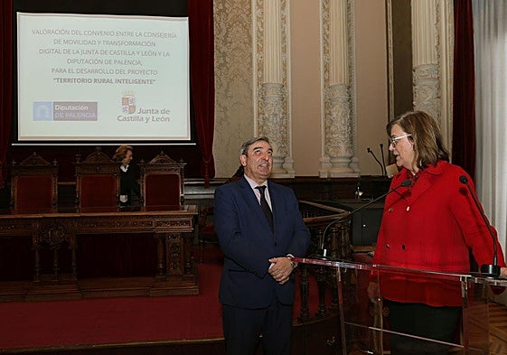 El consejero de Movilidad y la presidenta de la Diputación, hoy en Palencia.