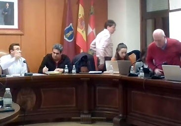 Un asunto incluido «de tapadillo, sin avisar», altera el pleno de Peñafiel