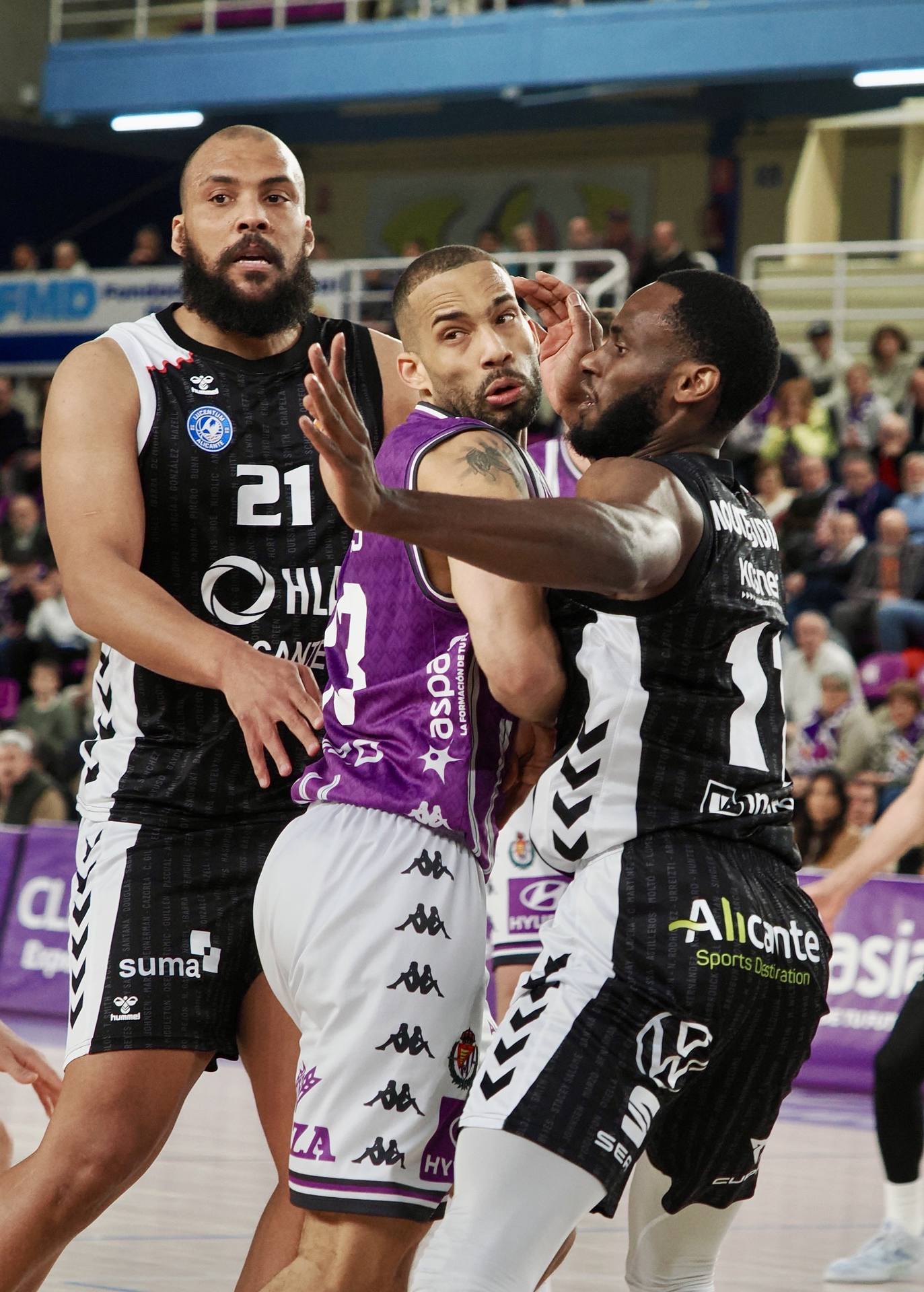 El agónico triunfo del UEMC Real Valladolid Baloncesto ante Alicante, en imágenes
