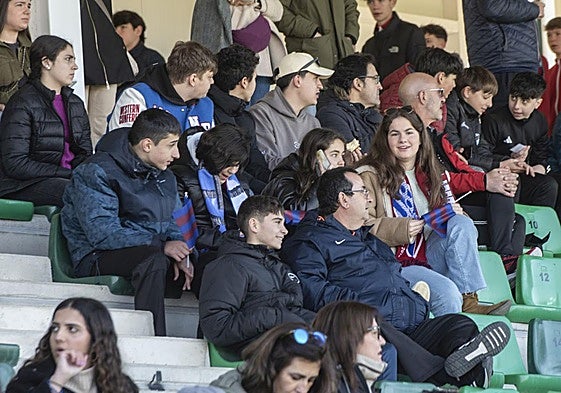 Grada del estadio de La Albuera