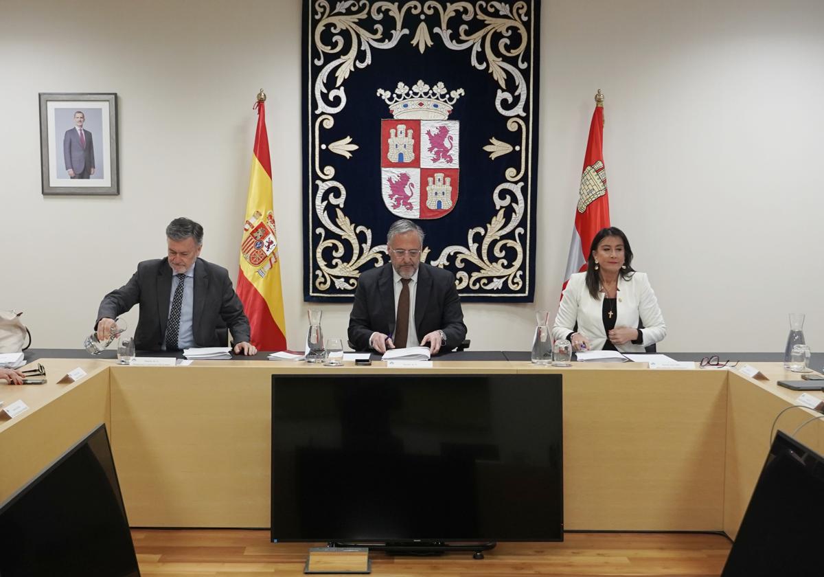 Reunión de la mesa de Presidencia de las Cortes, el pasado jueves.