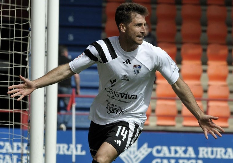 Fer Llorente celebra el gol conseguido ante el Lugo.