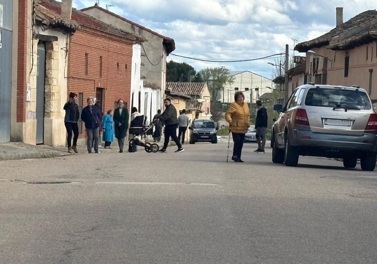 Mota del Marqués se moviliza para frenar la velocidad en una de sus calles