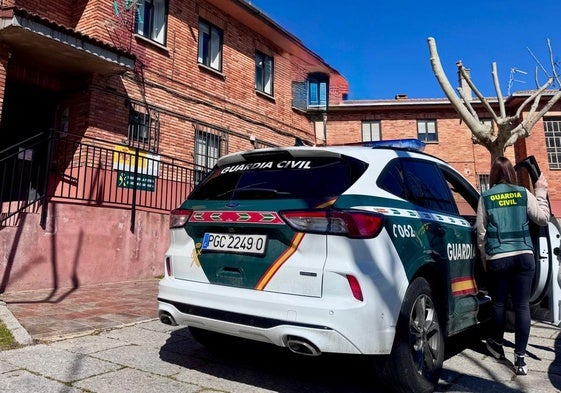 Patrulla de la Guardia Civil.