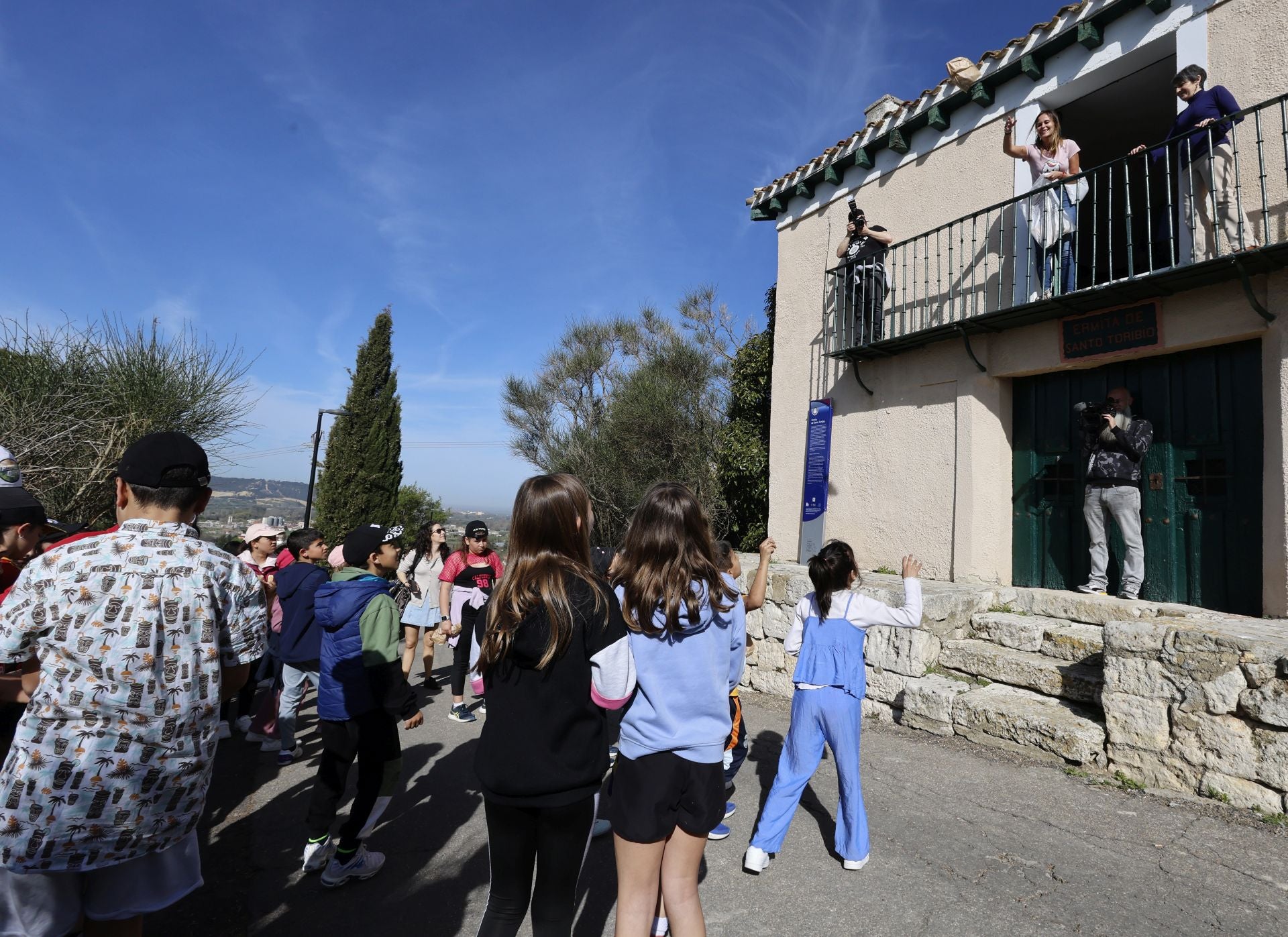 La pedrea del pan y el quesillo se adelanta en Palencia