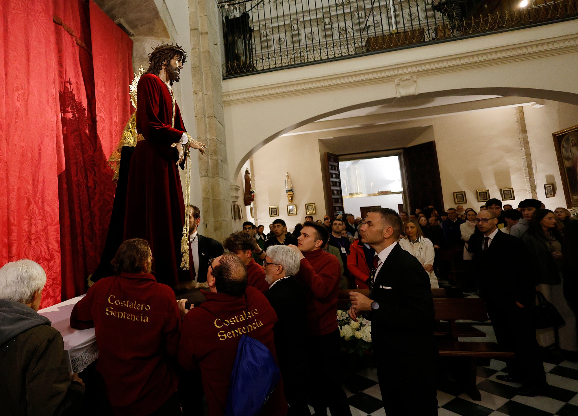 La lluvia obliga a suspender la procesión de la Sentencia