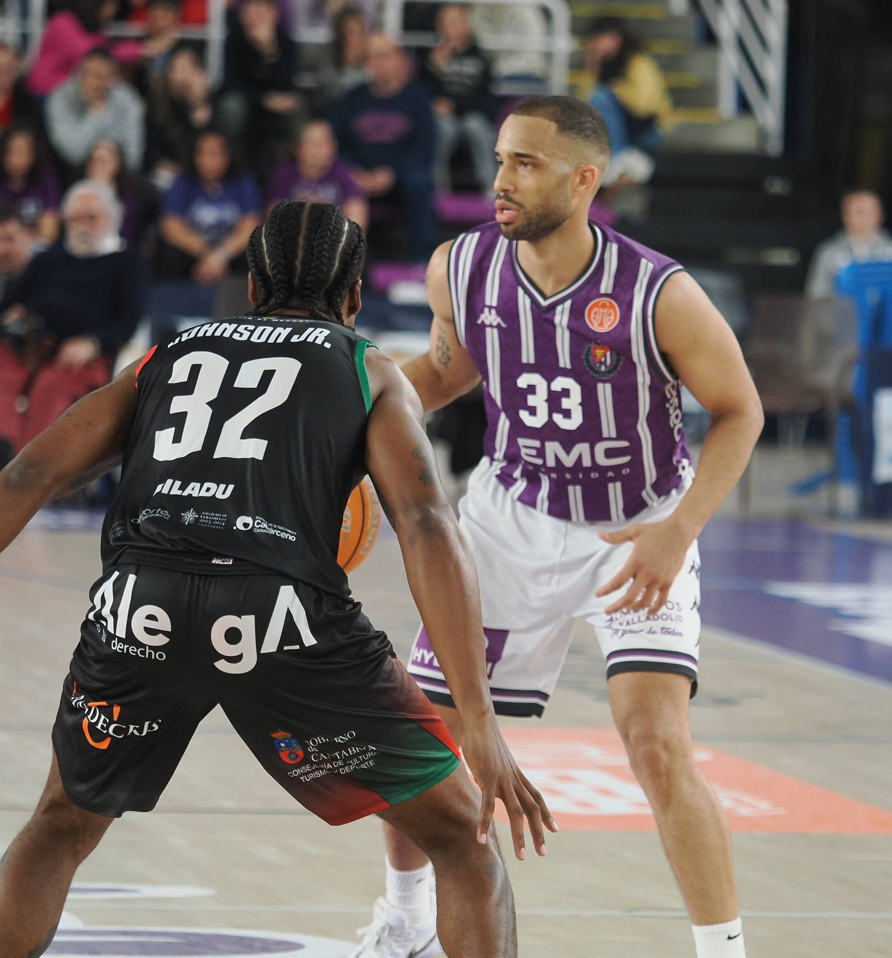 La derrota del Real Valladolid Baloncesto ante Cantabria, en imágenes