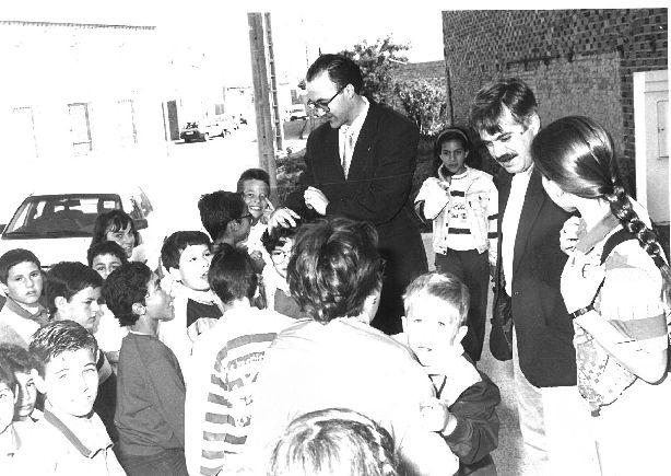 Niños del municipio participan en el Concurso 'Pinta tu Semana Santa', organizado por la Diputación.