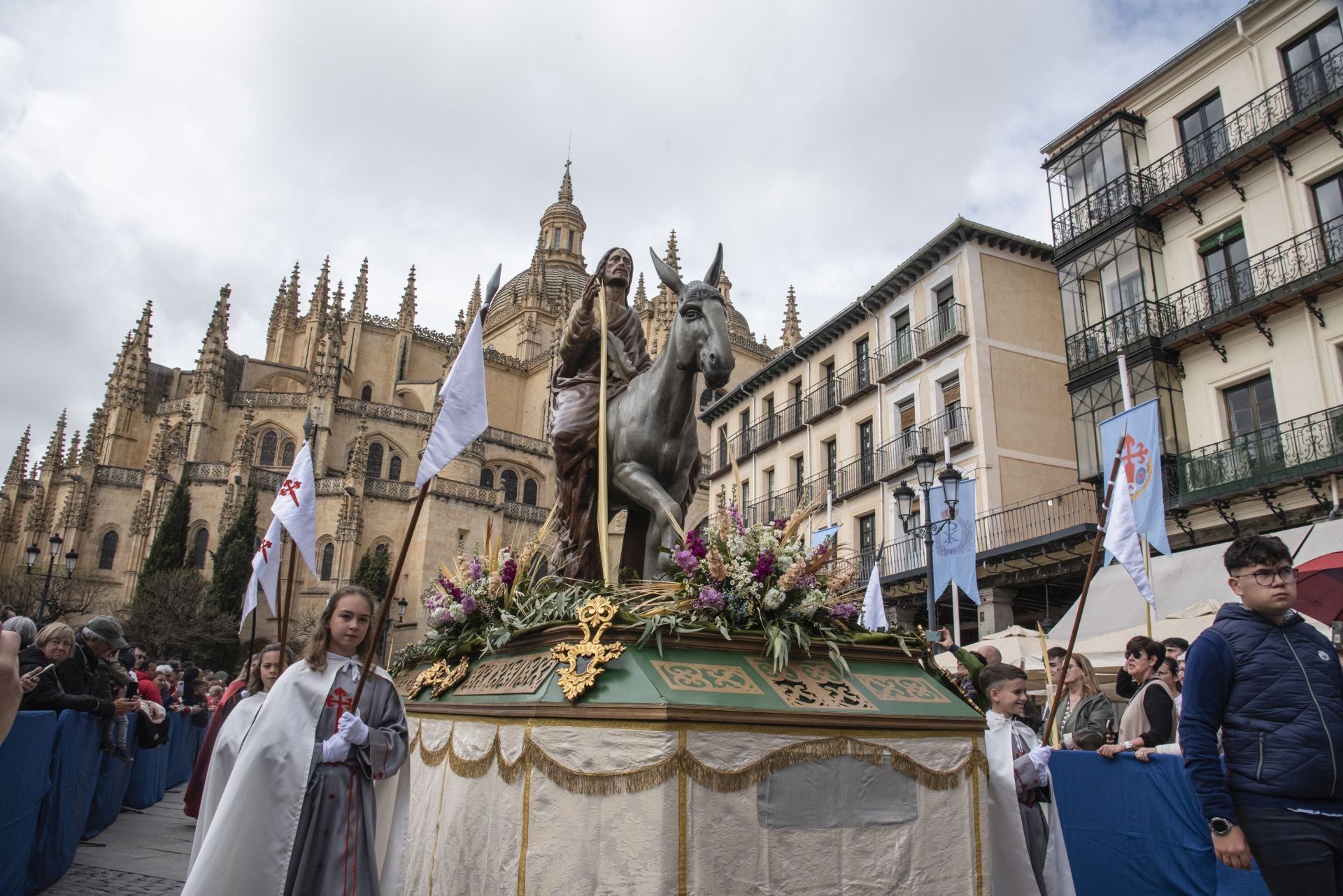La procesión del Domingo de Ramos, en imágenes