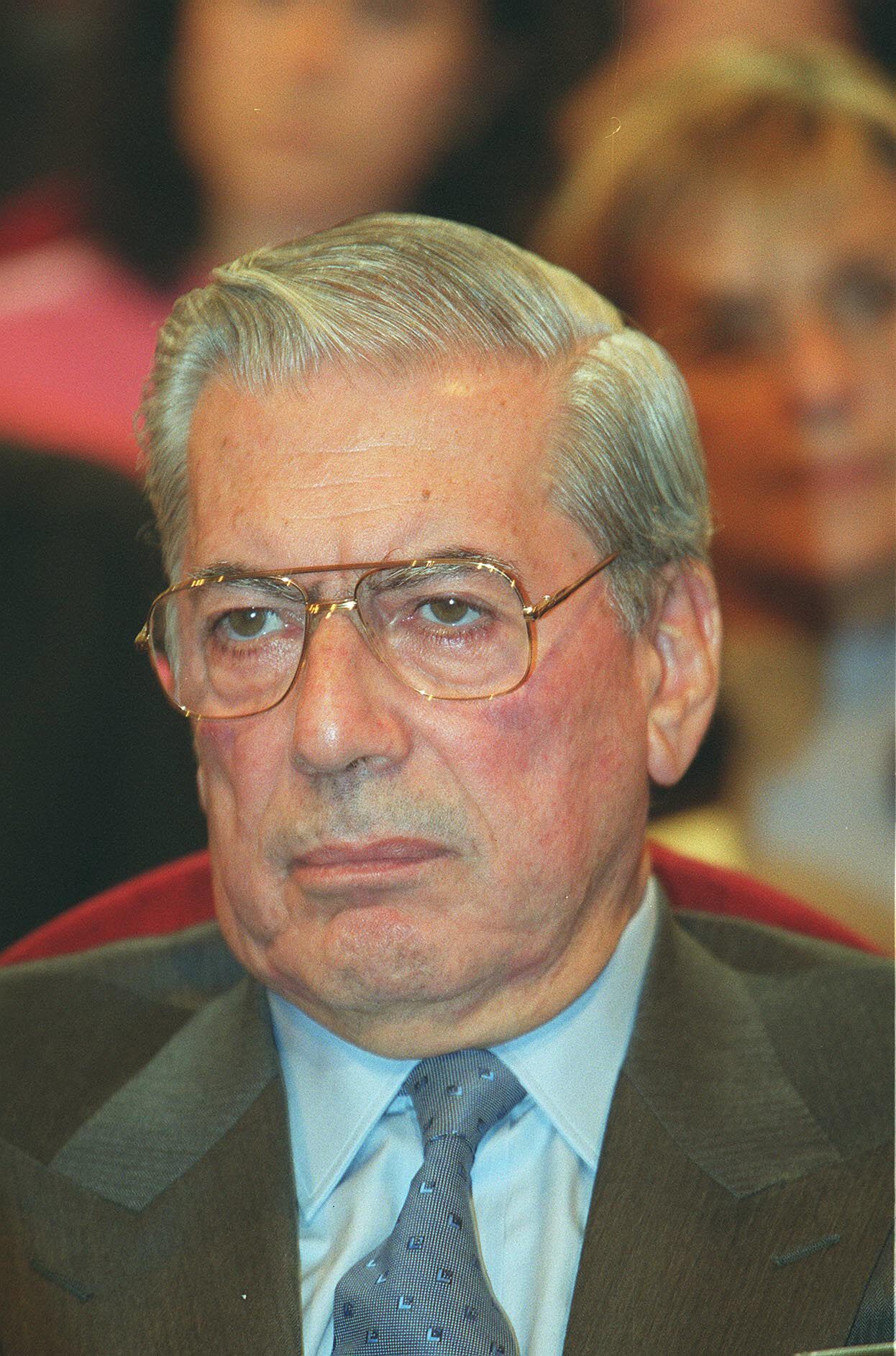 Mario Vargas Llosa, en Valladolid en 2001 durante el II Congreso Internacional de la Lengua Española.