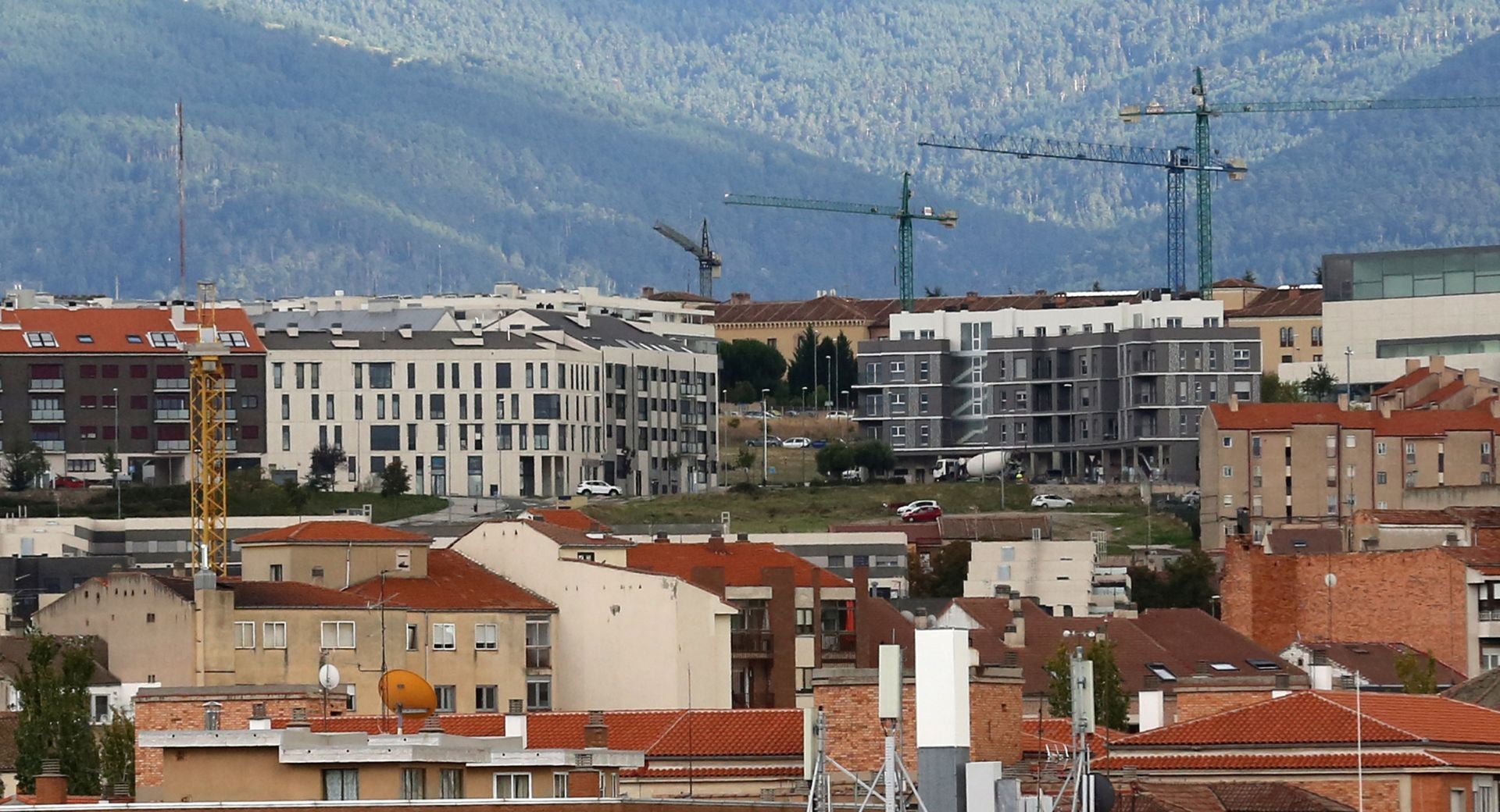 La zona que más población gana: los depósitos de agua