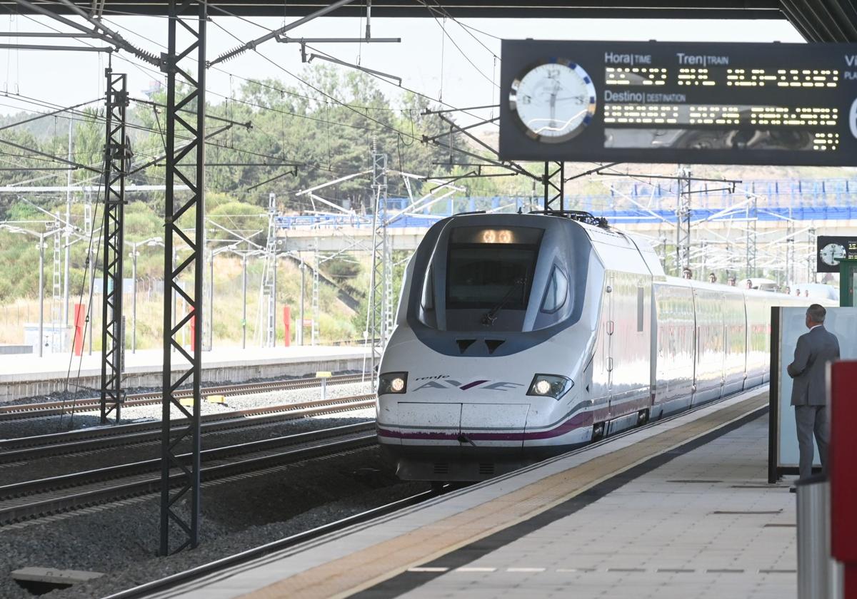 Adif inyecta 19 millones de euros en la modernización del ferrocarril de Ávila