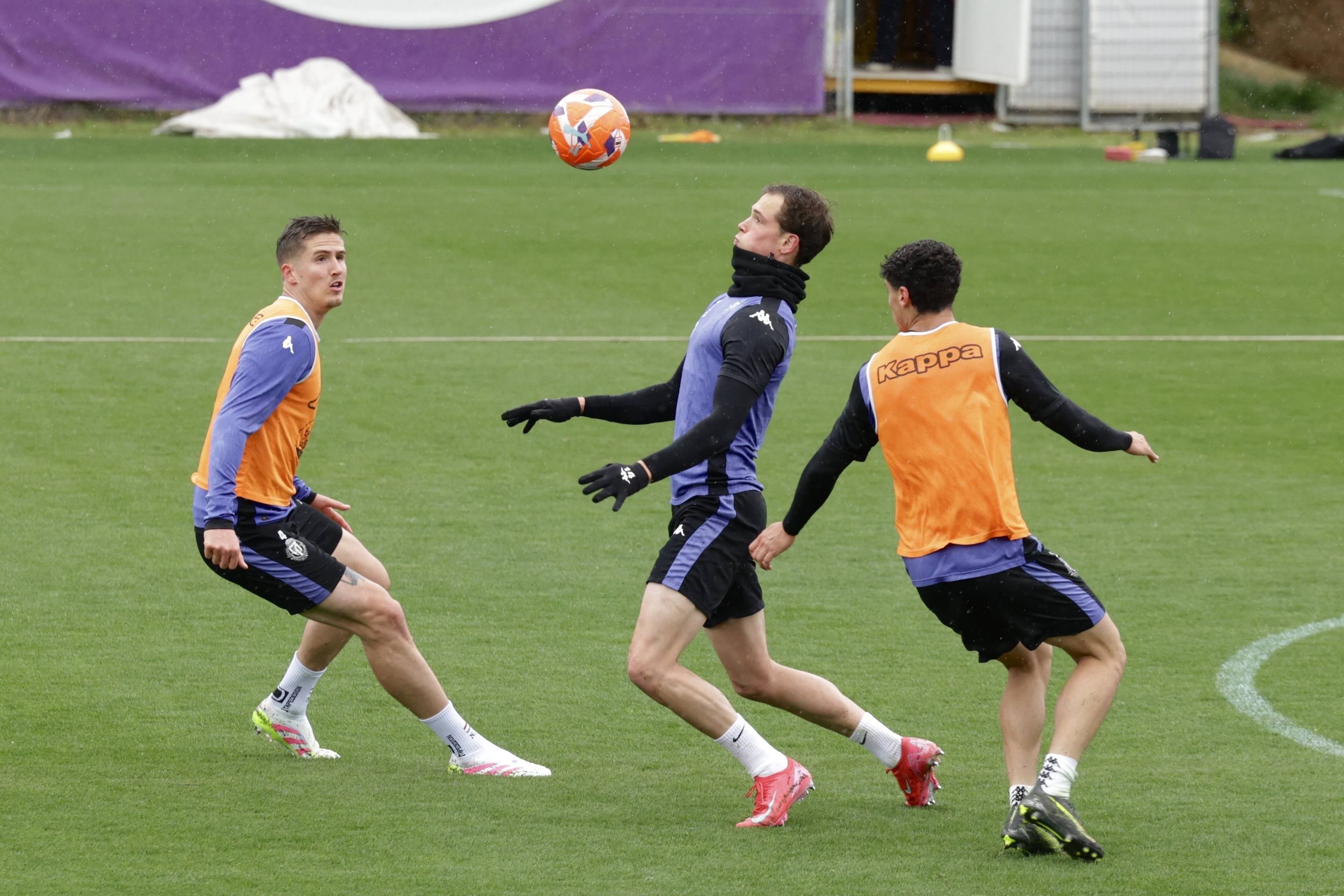 La vuelta a los entrenamientos del Real Valladolid, en imágenes