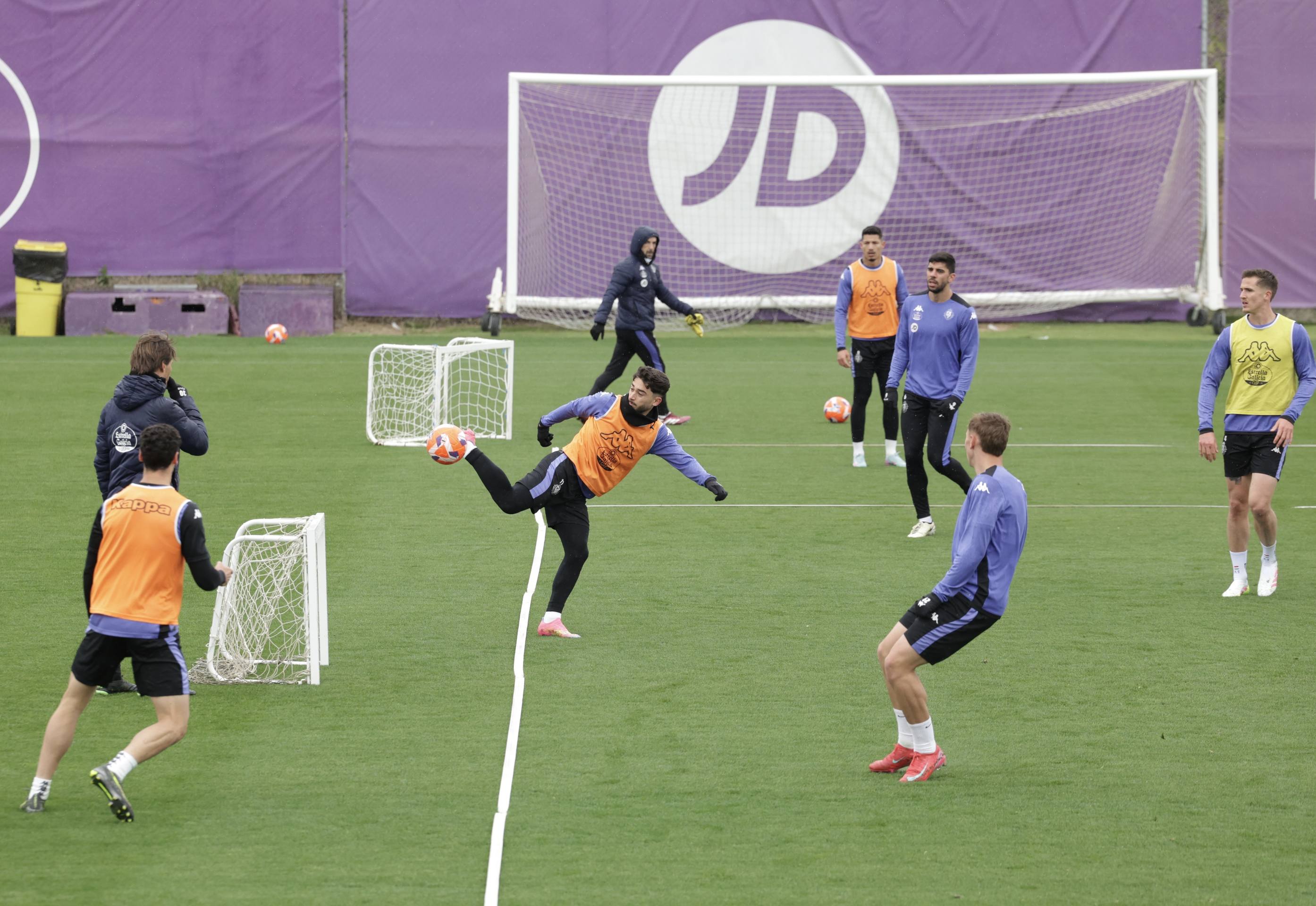 La vuelta a los entrenamientos del Real Valladolid, en imágenes