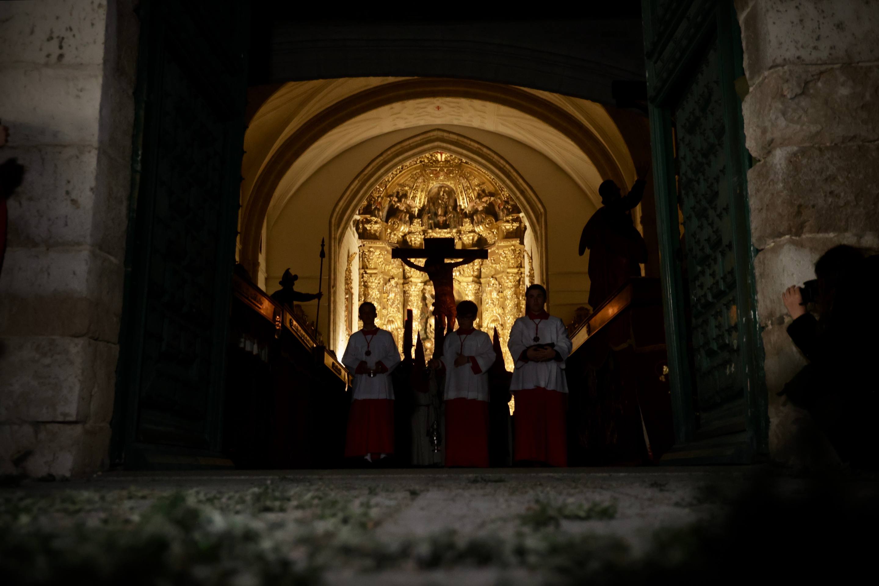 La procesión del Santísimo Cristo de las Mercedes, en imágenes
