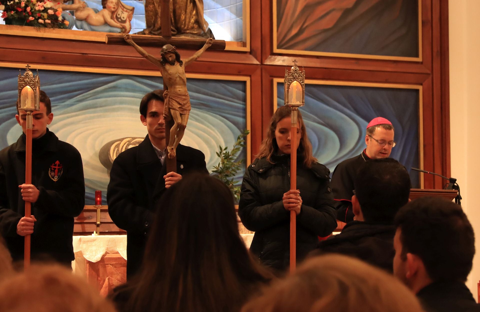 El vía crucis de los Carmelitas, en imágenes