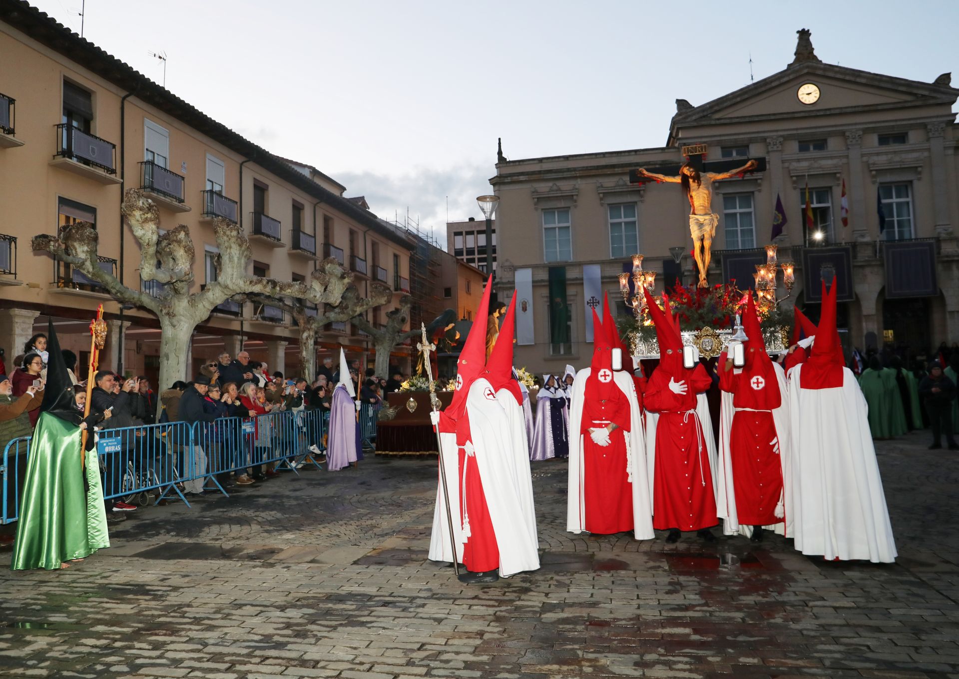 Procesión del Santo Vía Crucis