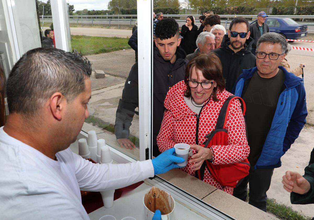 Un brindis con el chocolate gratuito de Trapa