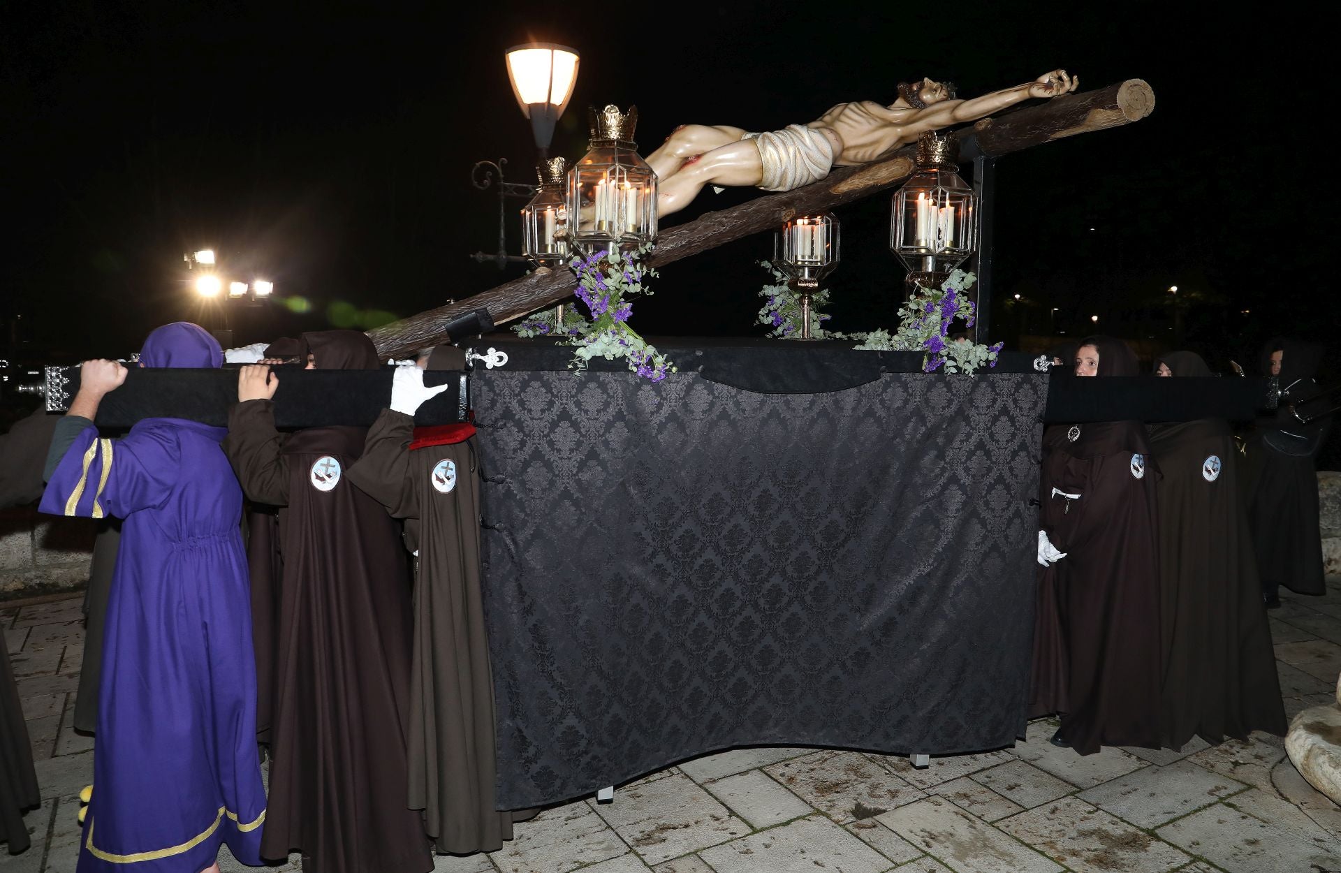 Procesión de Luz y Tinieblas