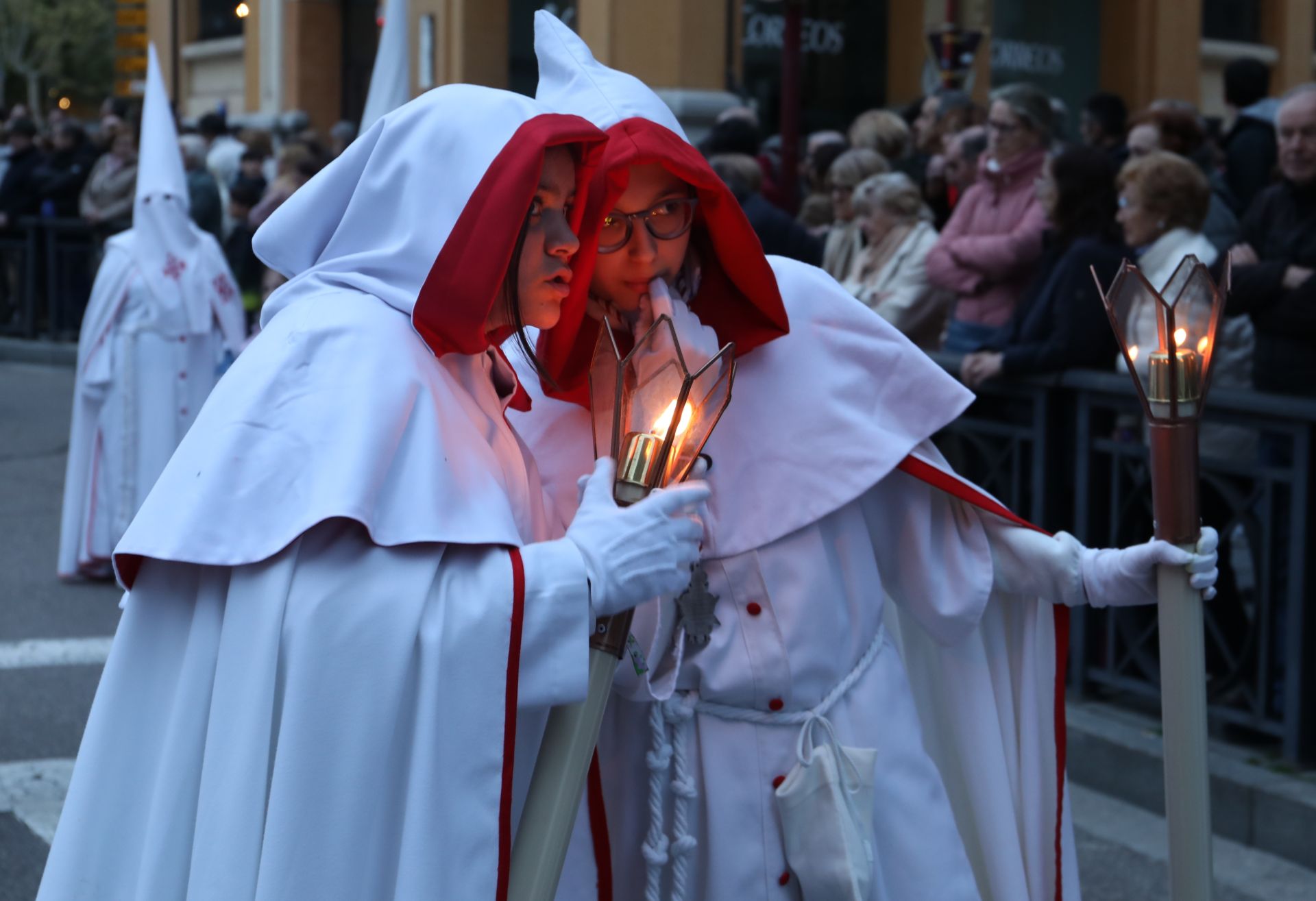 Músculo cofrade para la Vera Cruz