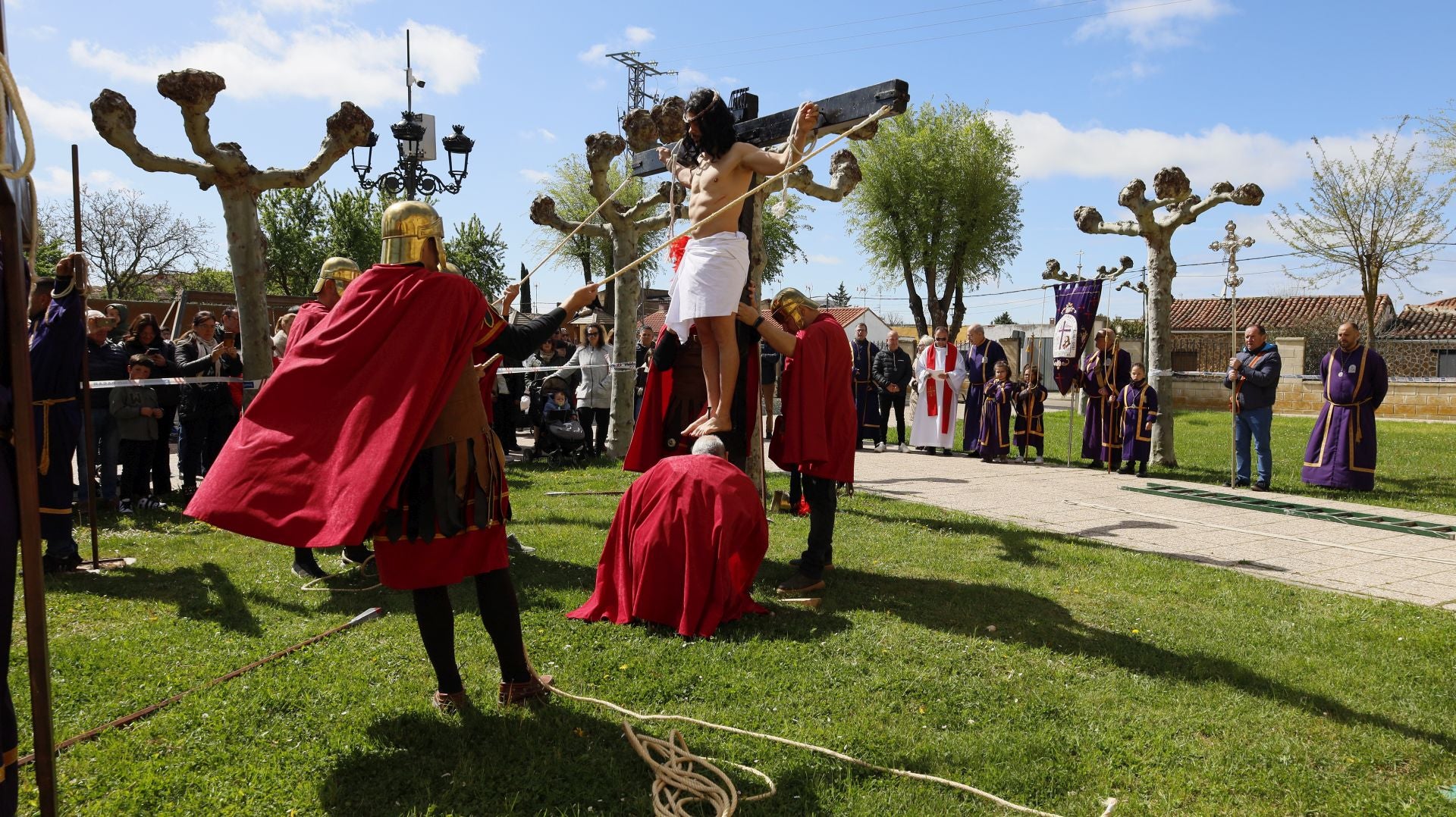 Vía Crucis viviente en Grijota