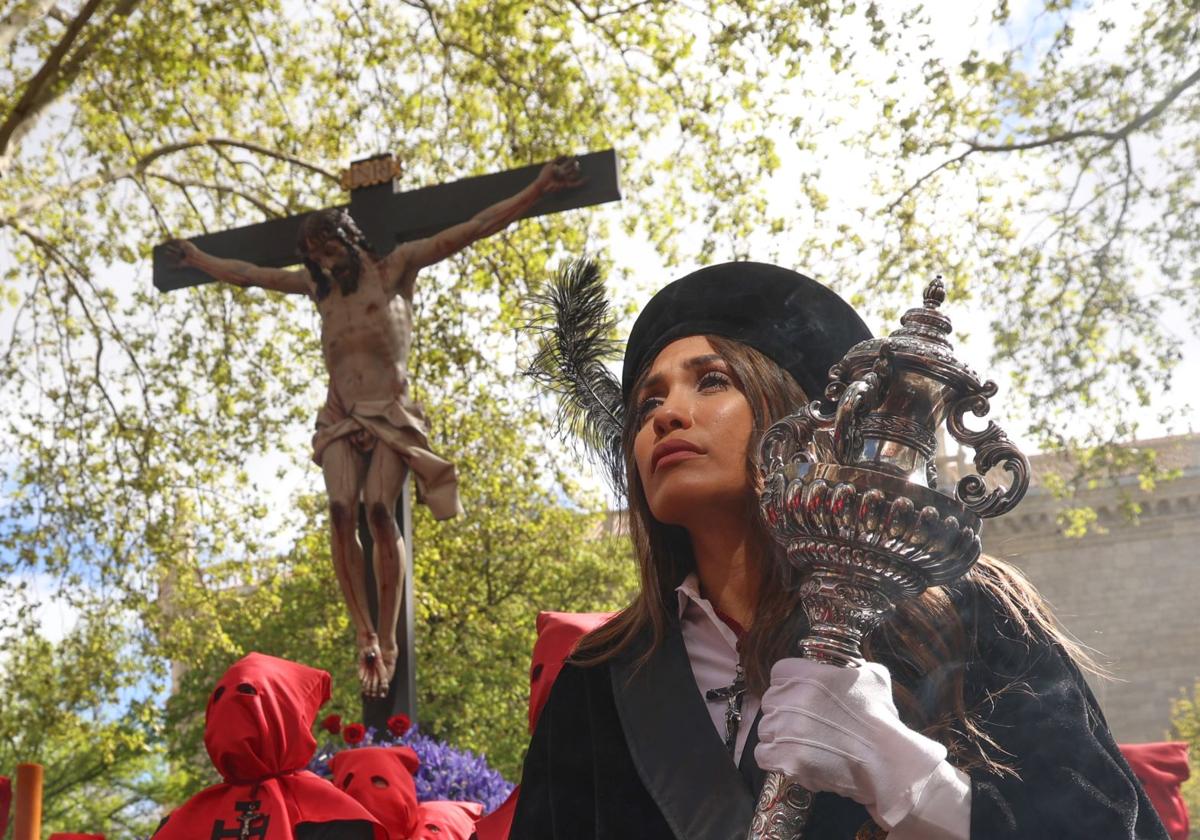 La procesión del Santísimo Cristo de la Luz de Valladolid, en imágenes
