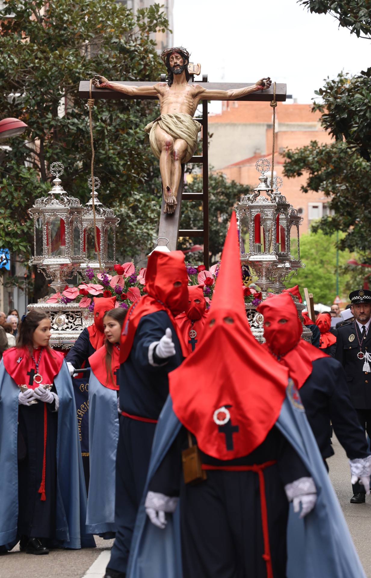 La procesión de la Exaltación de la Luz de Cristo, en imágenes