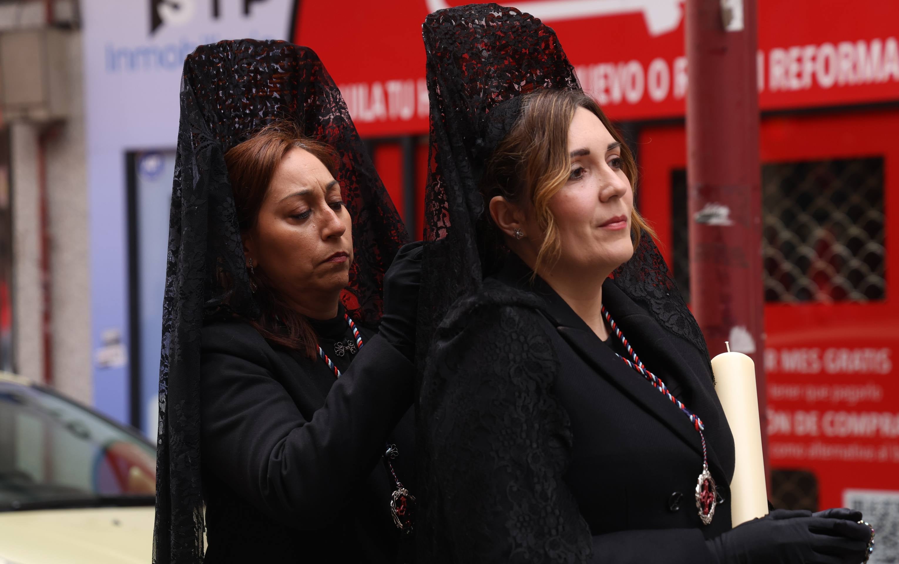 La procesión de la Exaltación de la Luz de Cristo, en imágenes