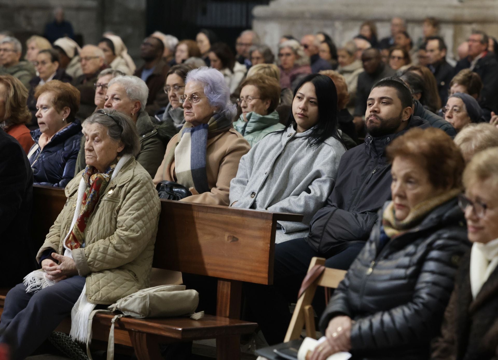 Las imágenes de la misa crismal de este Jueves Santo en Valladolid