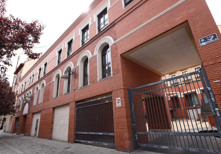 El edificio, ubicado en el número 2 de la calle Cantarranillas.