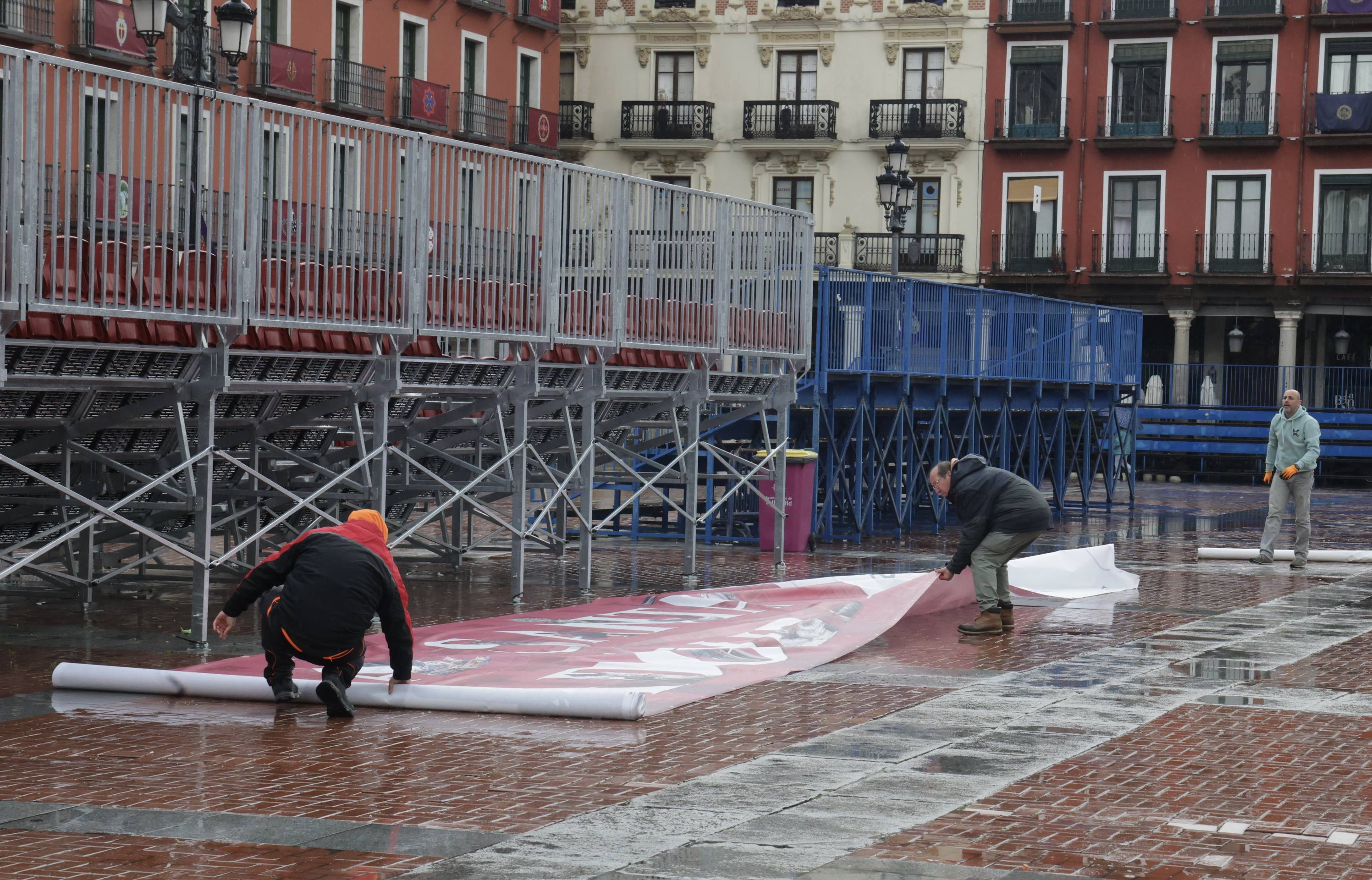 Las imágenes de la suspensión de la Procesión General del Viernes Santo