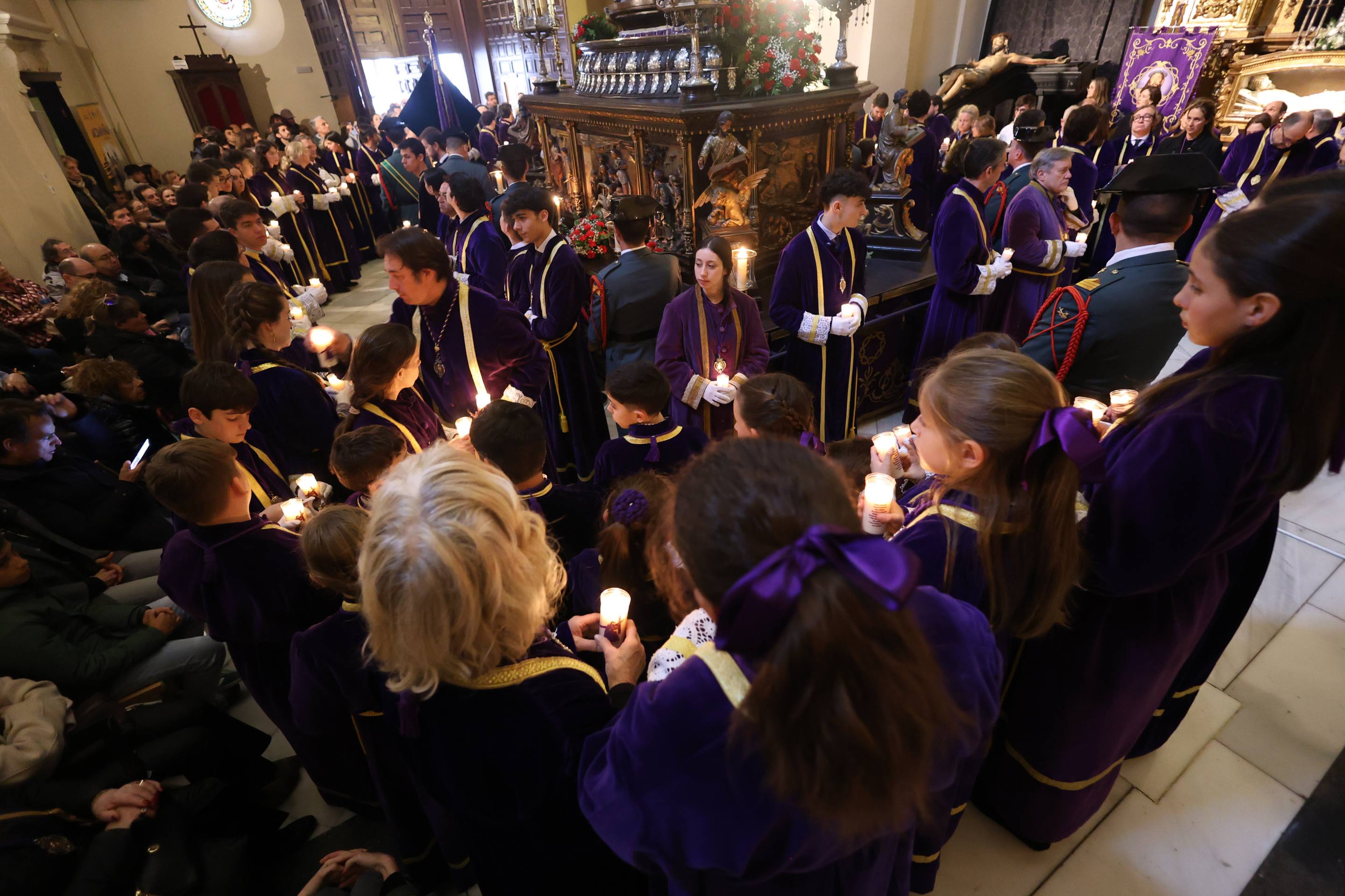 Las imágenes de la suspensión de la Procesión General del Viernes Santo