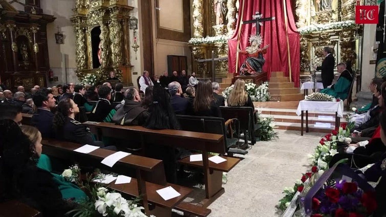 El arquitecto que reconstruyó la Vera Cruz ofrece los Dolores de Valladolid a la Virgen