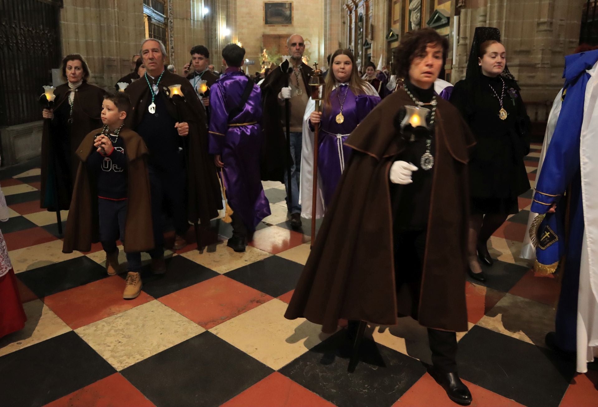 Fotos del Viernes Santo en Segovia (1 de 2)
