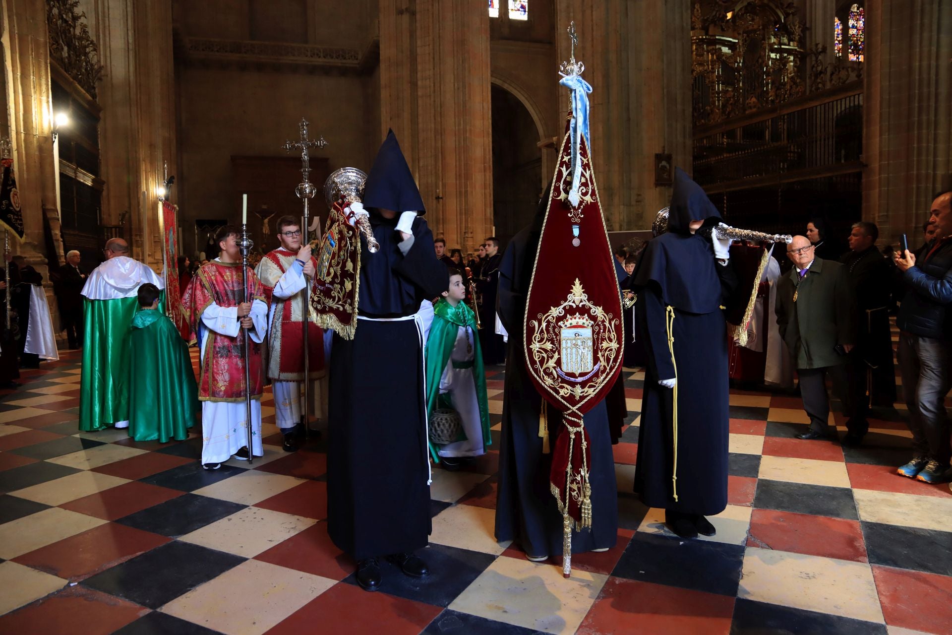 Fotos del Viernes Santo en Segovia (1 de 2)
